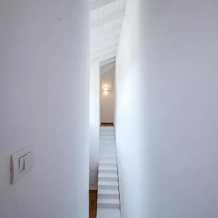 The Boutique - The Ultimate Design Experience Apartment *