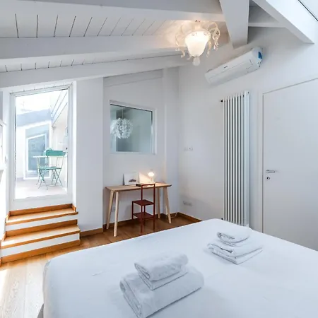 The Boutique - The Ultimate Design Experience Apartment